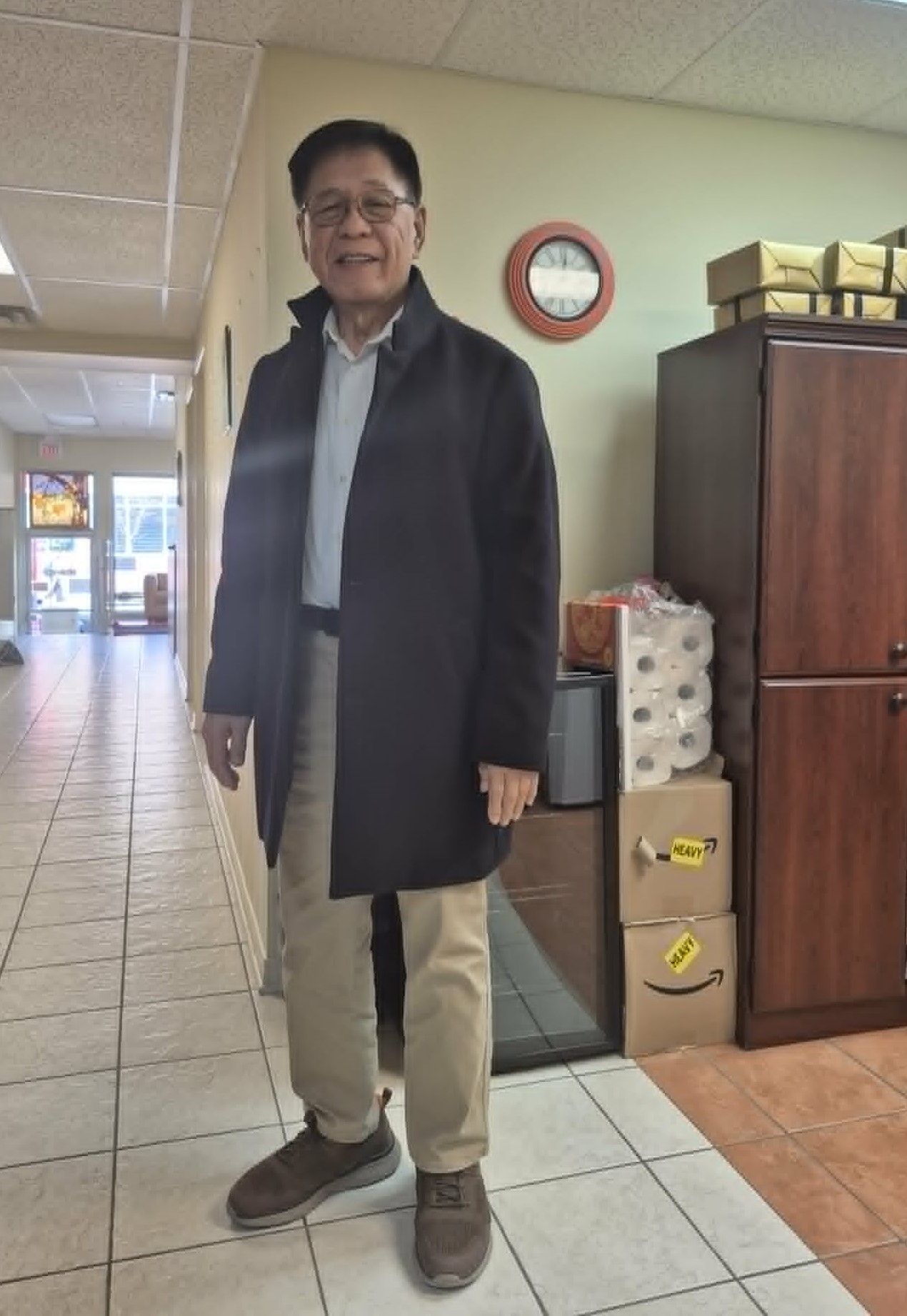 Dan rare selfie at the office - 2025